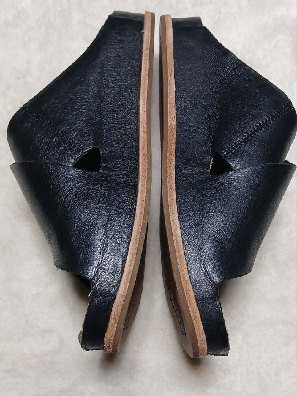 Kork-Ease Black Leather Crisscross Cork Slide Mules Size 7 M - Picture 2 of 6